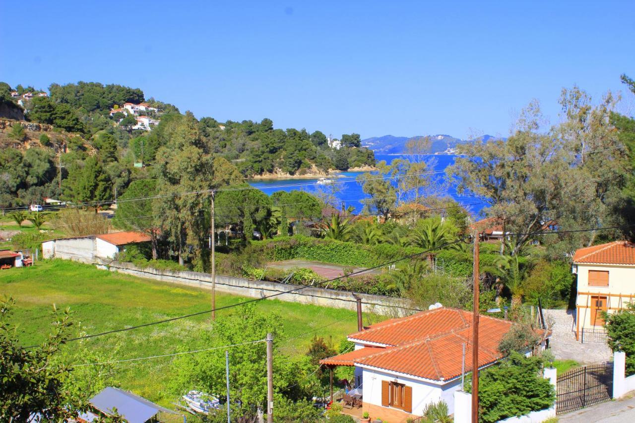Tzaneria Apartments Skiathos Kanapitsa  Exteriör bild